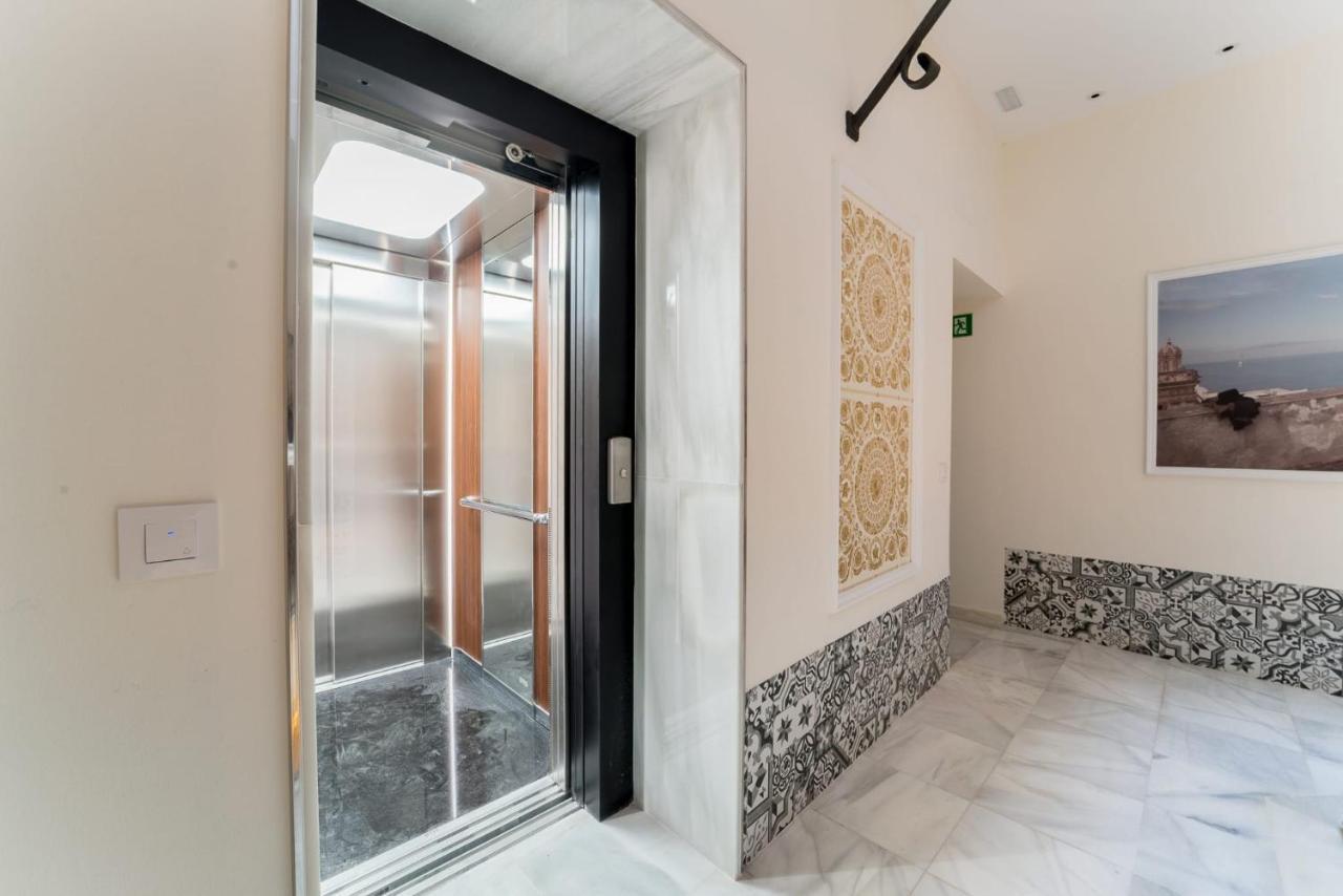 Apartamento Entrecatedrales 2 Кадис Екстериор снимка